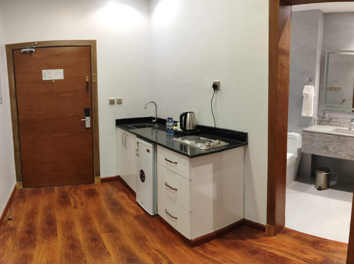 الماسم للأجنحة الفاخرة- الملك فهد - الرياض Riade Exterior foto